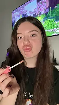 Kimi Ass online show from 03/12/26, 11:36