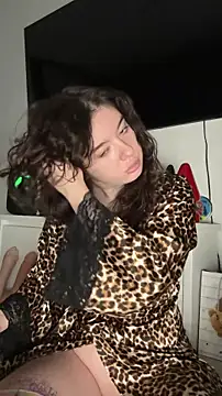 Snapshot of Kimi_Ass chatting on 01/13/26, 02:43 Kimi Ass online show from 01/13/26, 02:43