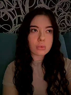 Snapshot of Kimi_Ass chatting on 10/28/25, 01:21 Kimi Ass online show from 10/28/25, 01:21