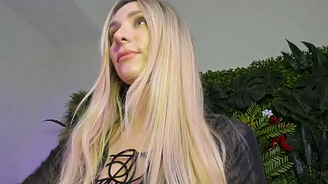 Horny Blond online show from 11/22/25, 09:08