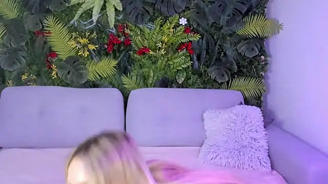 Horny Blond online show from 11/09/25, 09:02