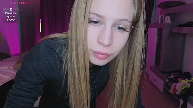 Elis Fox online show from 04/11/26, 11:03