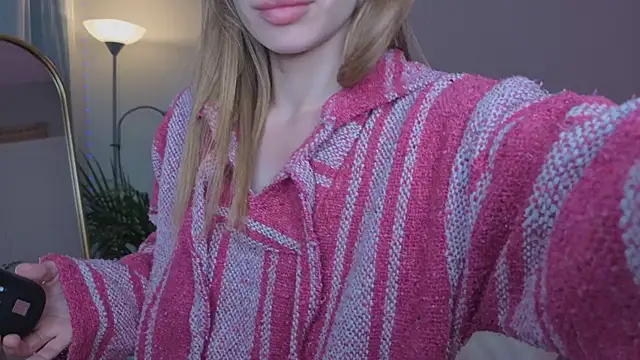 Elis Fox online show from 04/30/26, 10:00