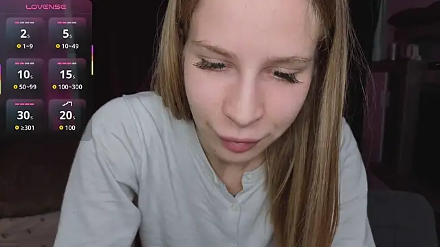 Elis Fox online show from 04/14/26, 11:04