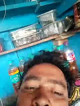 Snapshot of Young_couple143 chatting on 11/04/25, 06:50 Young couple143 online show from 11/04/25, 06:50