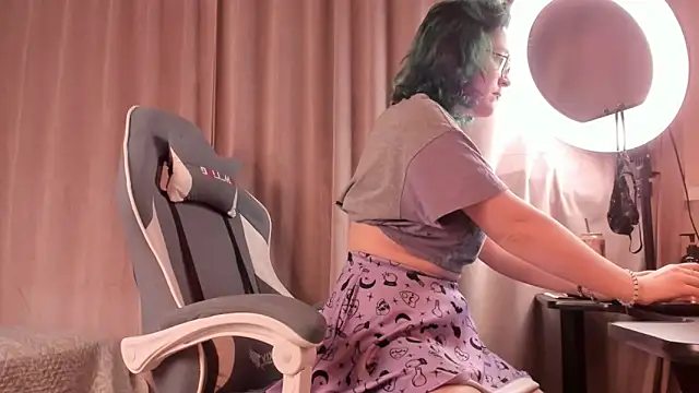 alisahug online show from 11/15/25, 01:15