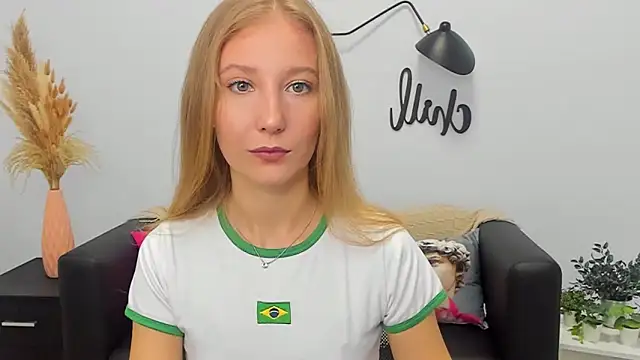 LolaWilsons online show from 09/20/25, 08:41