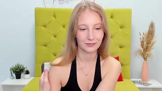 LolaWilsons online show from 05/12/26, 08:21