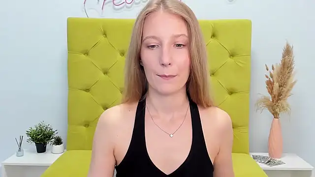 LolaWilsons online show from 05/22/26, 06:55