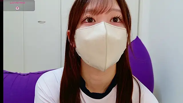 Snapshot of sara-a-jp chatting on 10/02/25, 03:54 sara-a-jp online show from 10/02/25, 03:54