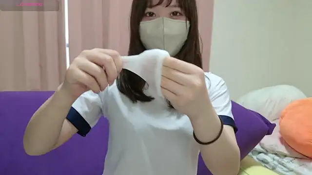 Snapshot of sara-a-jp chatting on 03/05/25, 05:50 sara-a-jp online show from 03/05/25, 05:50