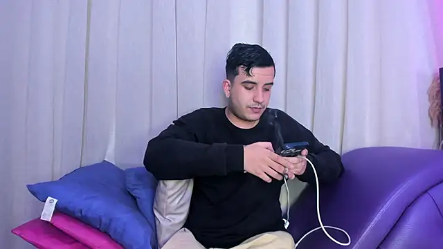 SlimLoves online show from 02/07/26, 07:38