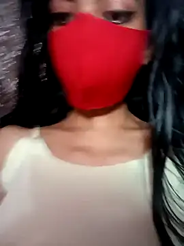 Snapshot of priyasexy1100 chatting on 01/15/26, 11:24 priyasexy1100 online show from 01/15/26, 11:24