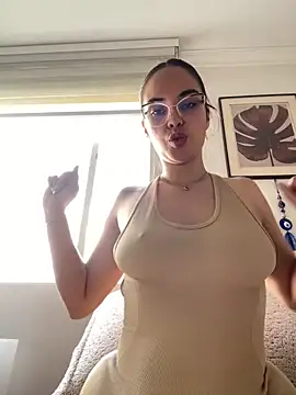 gabyaridi online show from 02/09/26, 03:10