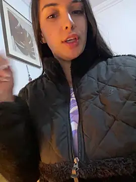 Snapshot of gabyaridi chatting on 06/11/26, 12:32 gabyaridi online show from 06/11/26, 12:32