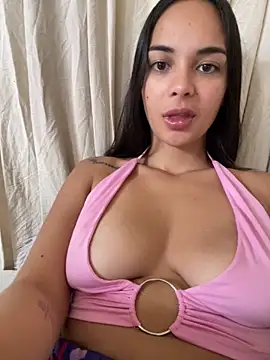 Snapshot of gabyaridi chatting on 03/22/25, 03:31 gabyaridi online show from 03/22/25, 03:31