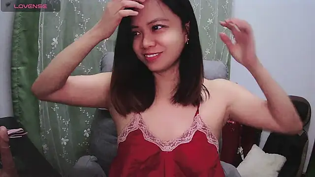 Snapshot of Candy_bee520 chatting on 02/28/25, 06:31 Candy bee520 online show from 02/28/25, 06:31