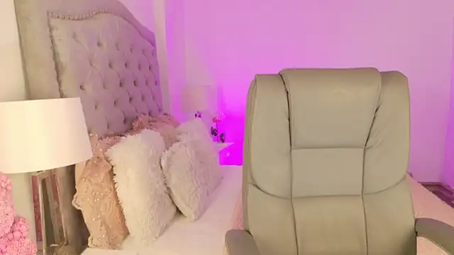 AshleyFerrer online show from 03/17/26, 05:27