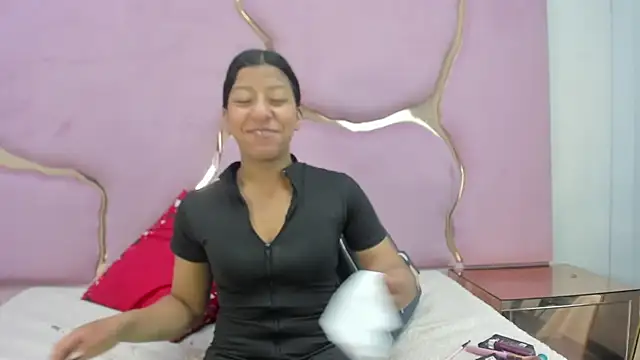 VaneLin18 online show from 11/04/25, 09:07