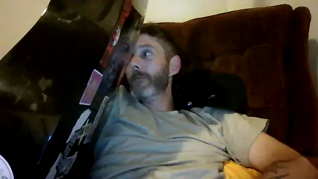 Snapshot of mellothebreeze chatting on 10/16/25, 04:10 mellothebreeze online show from 10/16/25, 04:10