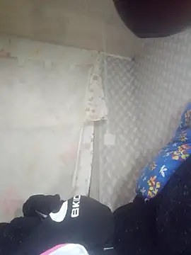 Snapshot of bebsexy chatting on 11/17/25, 08:35 bebsexy online show from 11/17/25, 08:35