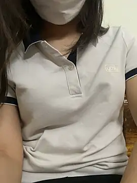 Tuongvy05 online show from 03/17/25, 08:40