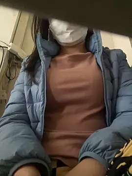 Tuongvy05 online show from 02/25/25, 08:36