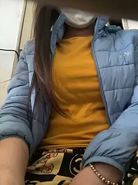 Tuongvy05 online show from 12/01/25, 08:15