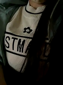 Tuongvy05 online show from 11/20/25, 09:21