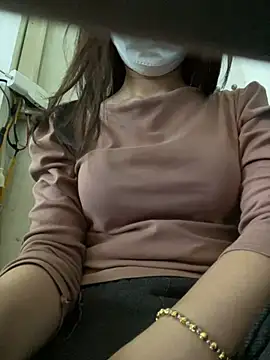 Tuongvy05 online show from 03/21/25, 03:44