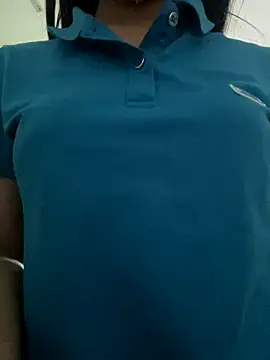 Tuongvy05 online show from 11/10/25, 08:41