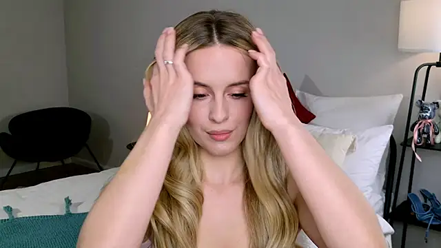 RozzitaBedberry online show from 11/23/25, 12:15