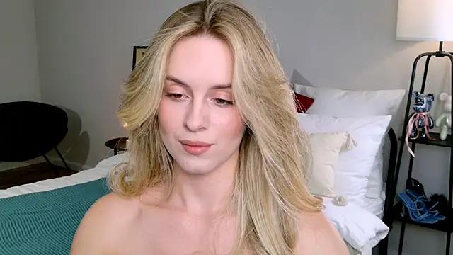 RozzitaBedberry online show from 10/03/25, 12:06