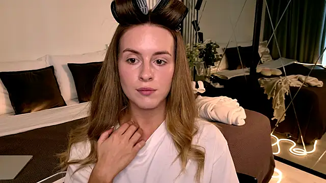 RozzitaBedberry online show from 05/29/26, 10:21