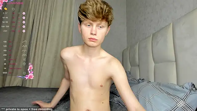 christian di0r online show from 11/11/25, 06:03