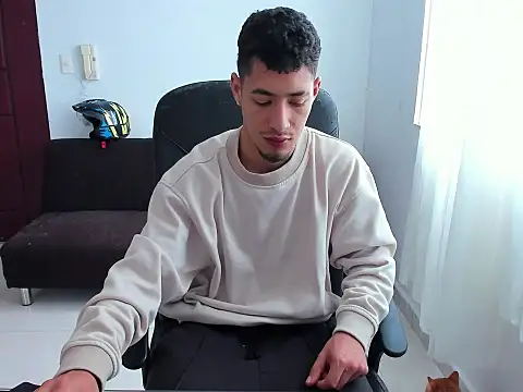 Chandler ken online show from 10/04/25, 04:30