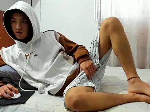 Chandler ken online show from 11/24/25, 11:21