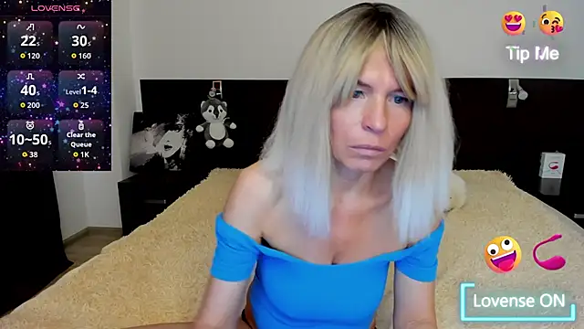 Hanna Becrett17 online show from 06/19/26, 03:45