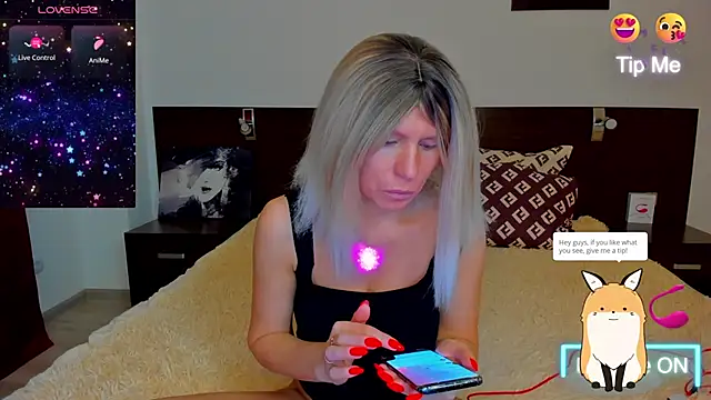 Snapshot of Hanna_Becrett17 chatting on 01/31/25, 04:25 Hanna Becrett17 online show from 01/31/25, 04:25