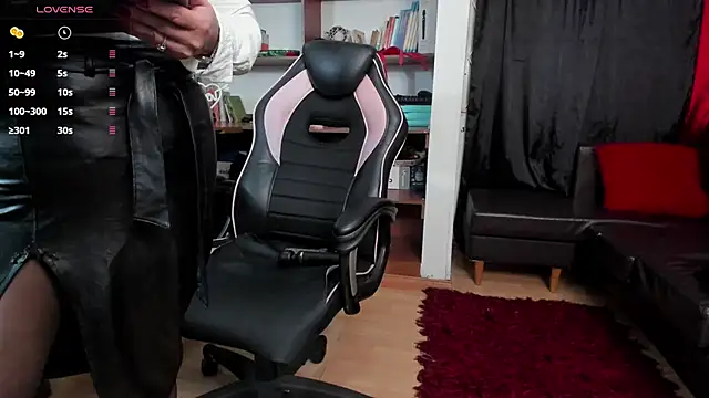 LiaTaylorr online show from 02/14/26, 12:27