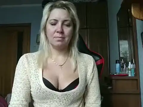 IrinaB1 online show from 11/11/25, 08:09