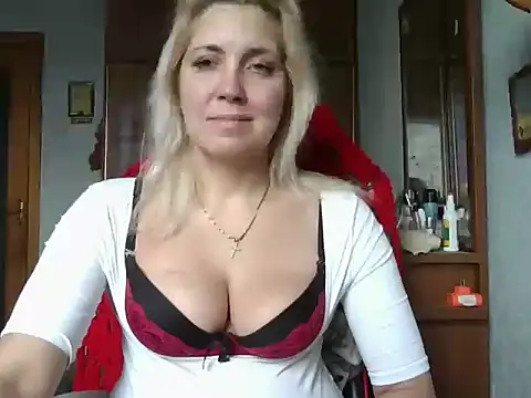 IrinaB1 online show from 03/22/26, 06:26