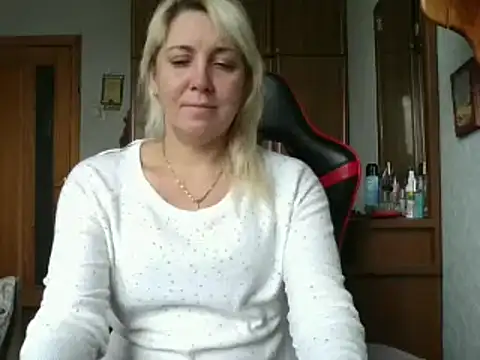 IrinaB1 online show from 11/09/25, 08:07