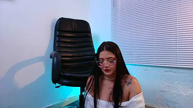 Susana hank2 online show from 02/24/26, 09:04