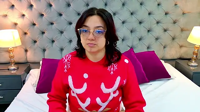 SamantaG online show from 11/29/25, 01:00