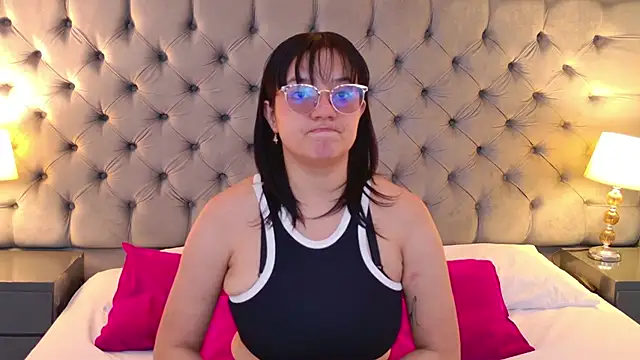 SamantaG online show from 03/17/26, 01:36