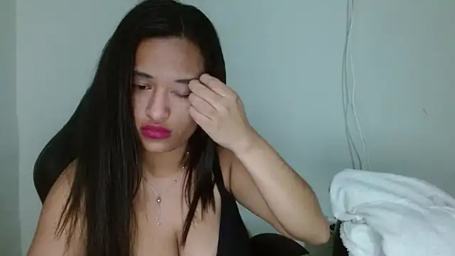 Snapshot of dayana_fonseca chatting on 12/31/24, 05:00 dayana fonseca online show from 12/31/24, 05:00