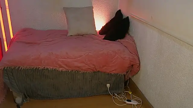 ari kat online show from 04/02/26, 03:24