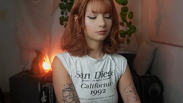 ari kat online show from 11/06/25, 04:05