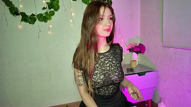 Snapshot of ari_kat chatting on 01/27/25, 02:53 ari kat online show from 01/27/25, 02:53